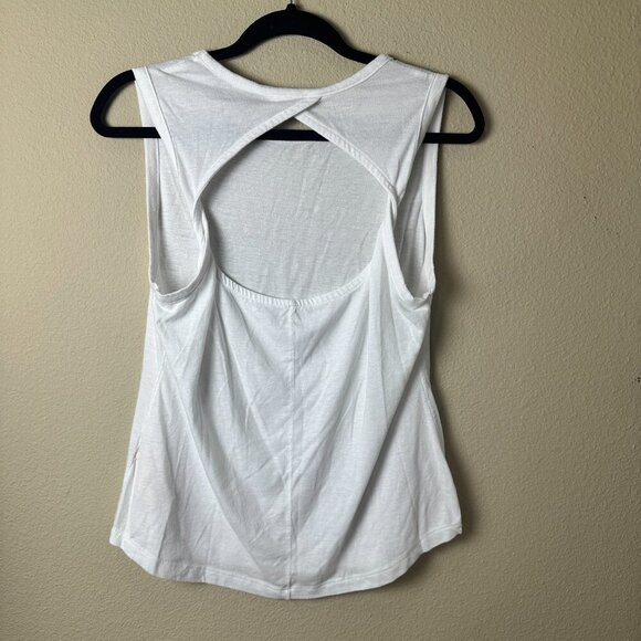 ANTHROPOLOGIE Twist Back White Tank Top Athletic Size Medium - Picture 5 of 9